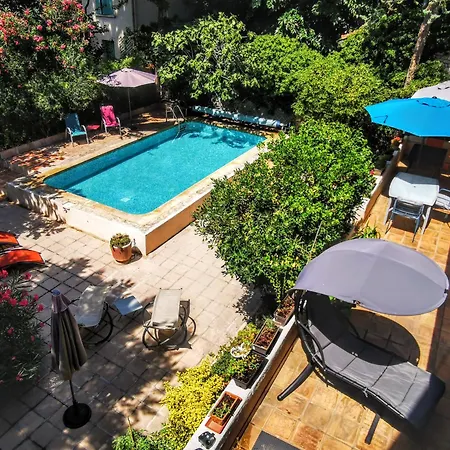 Rougetomette 4* נים