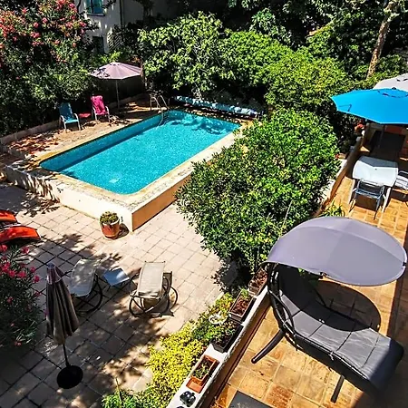 Rougetomette B&B